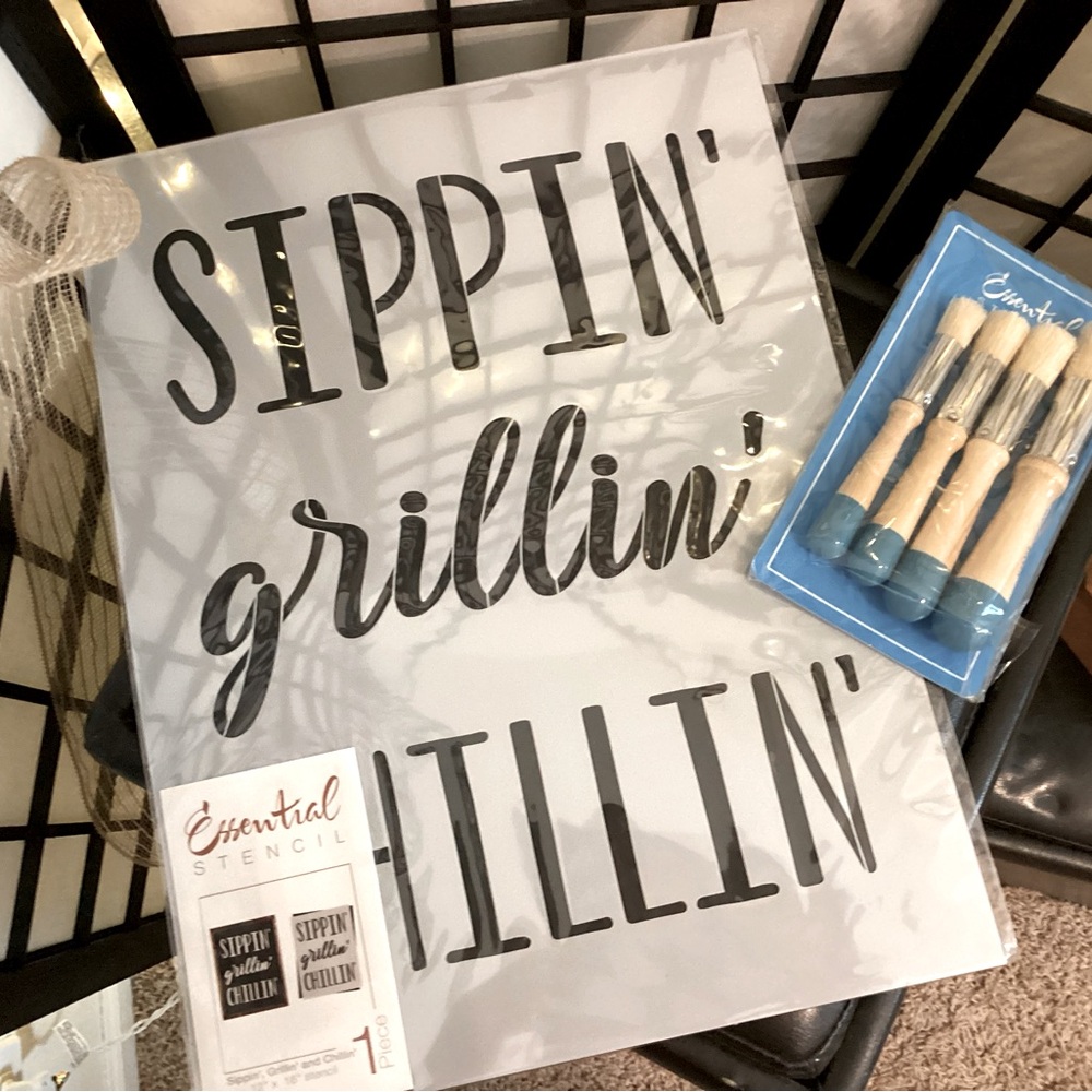 NWT Essential Stencil/brush set. Create home decor and prep sellable items.